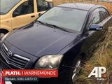 Toyota Avensis 1.8 Executive Liftback - Toyota Avensis: Liftback