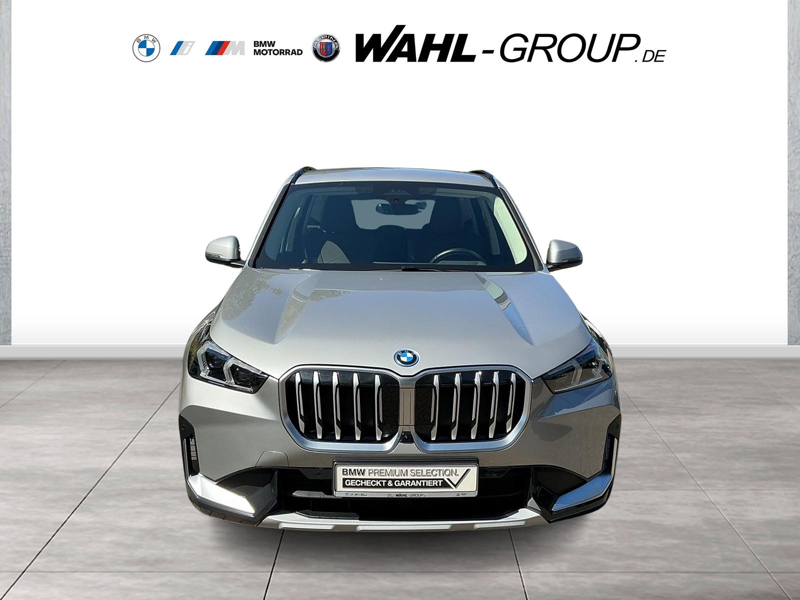 BMW X1 xDrive30e XLINE LC PROF HUD AHK E-SITZE HIFI 