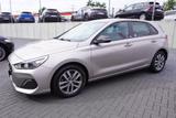 Hyundai i30 1.4 T-GDI YES! Plus Navi Kamera Tempomat DAB - Hyundai i30 YES! mit Benzin-Antrieb