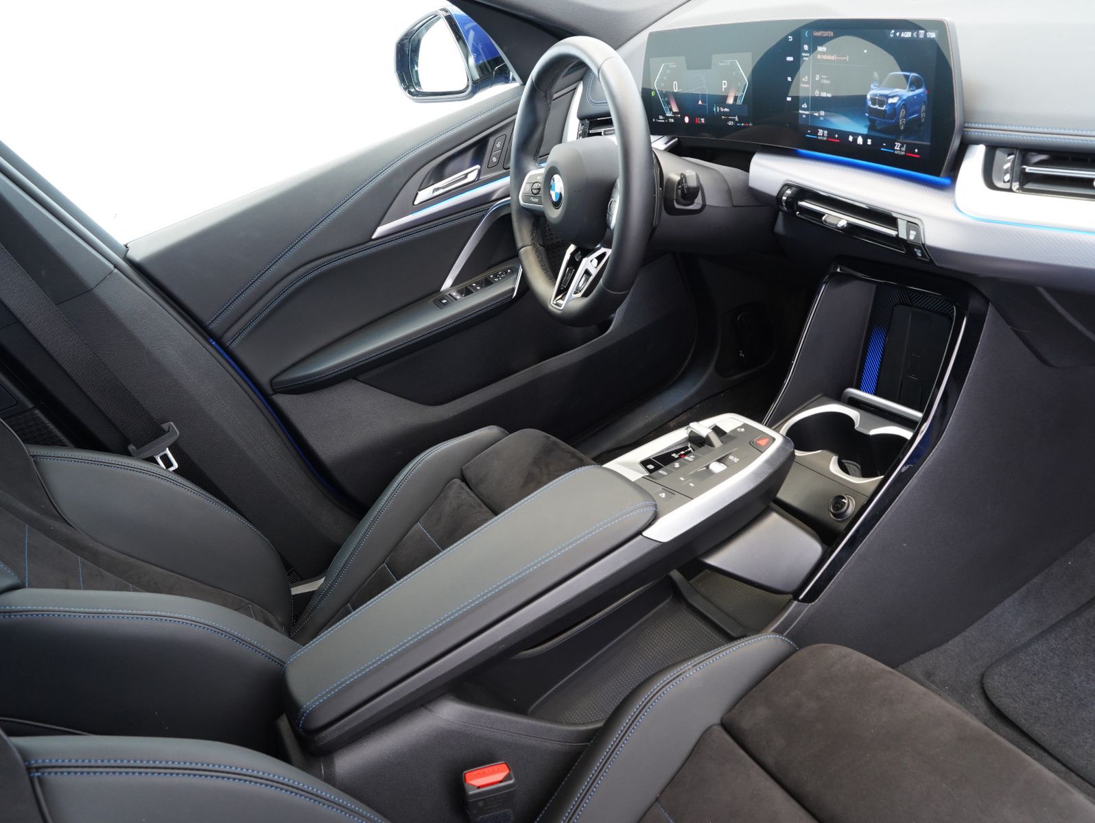 Fahrzeugabbildung BMW X1 20i Mild-Hybrid sDrive M Sport