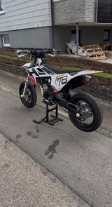 Husqvarna FS 450 Supermoto - HUSQVARNA 450