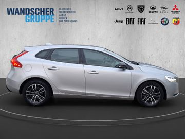 Volvo V40 Momentum D3 Kam.+KeyLess+LED+Navi+SHZ+LM+PDC