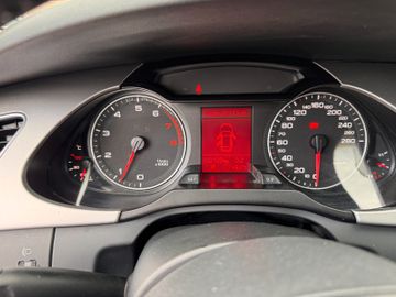 Bild 15 Audi A4 Avant Ambiente