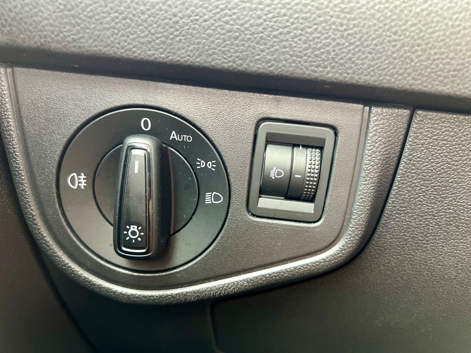 VW Polo Life KLIMA PDC CARPLAY LED