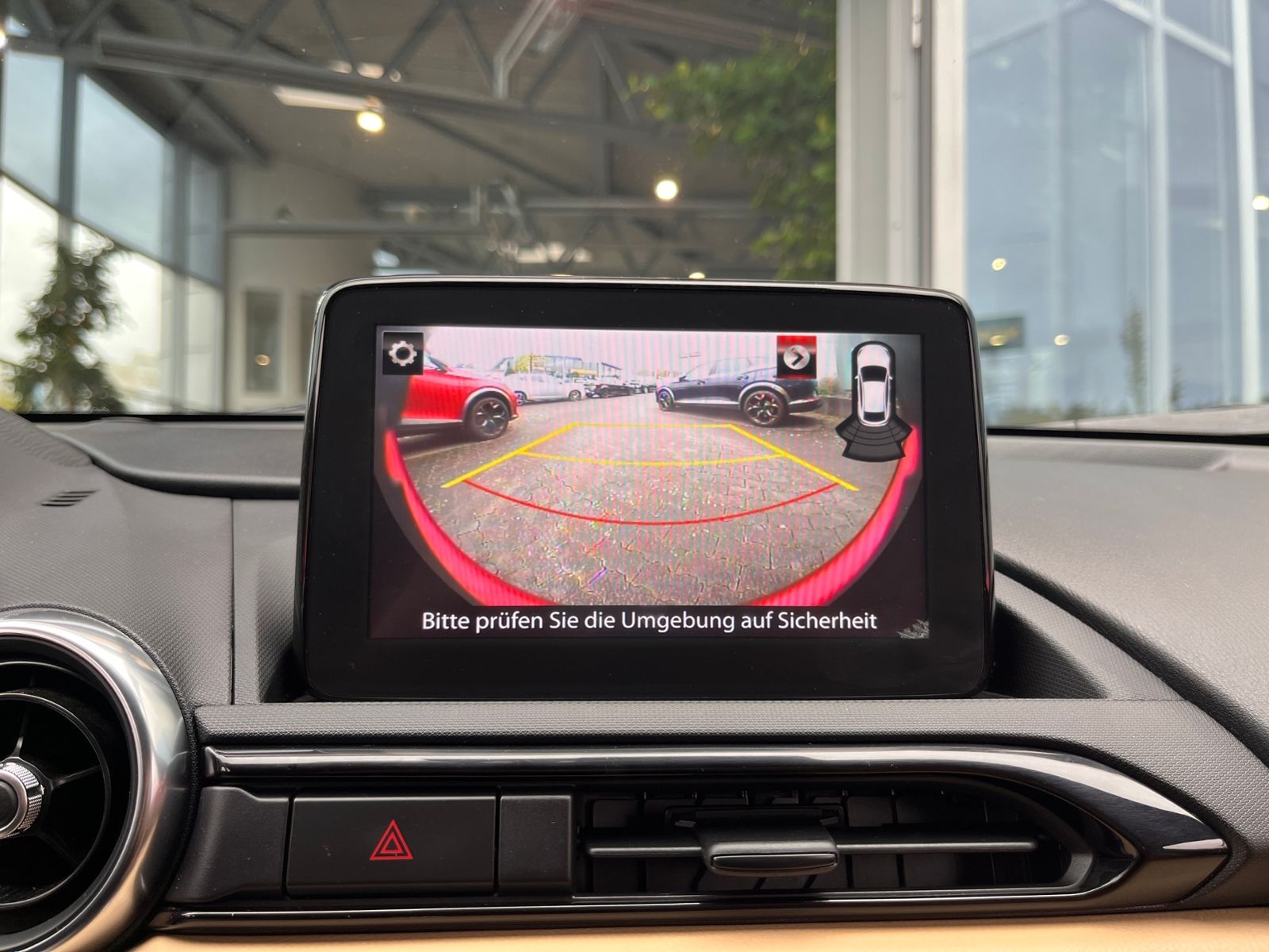 Fahrzeugabbildung Mazda MX-5 Selection KLIMA LED NAVI LEDER