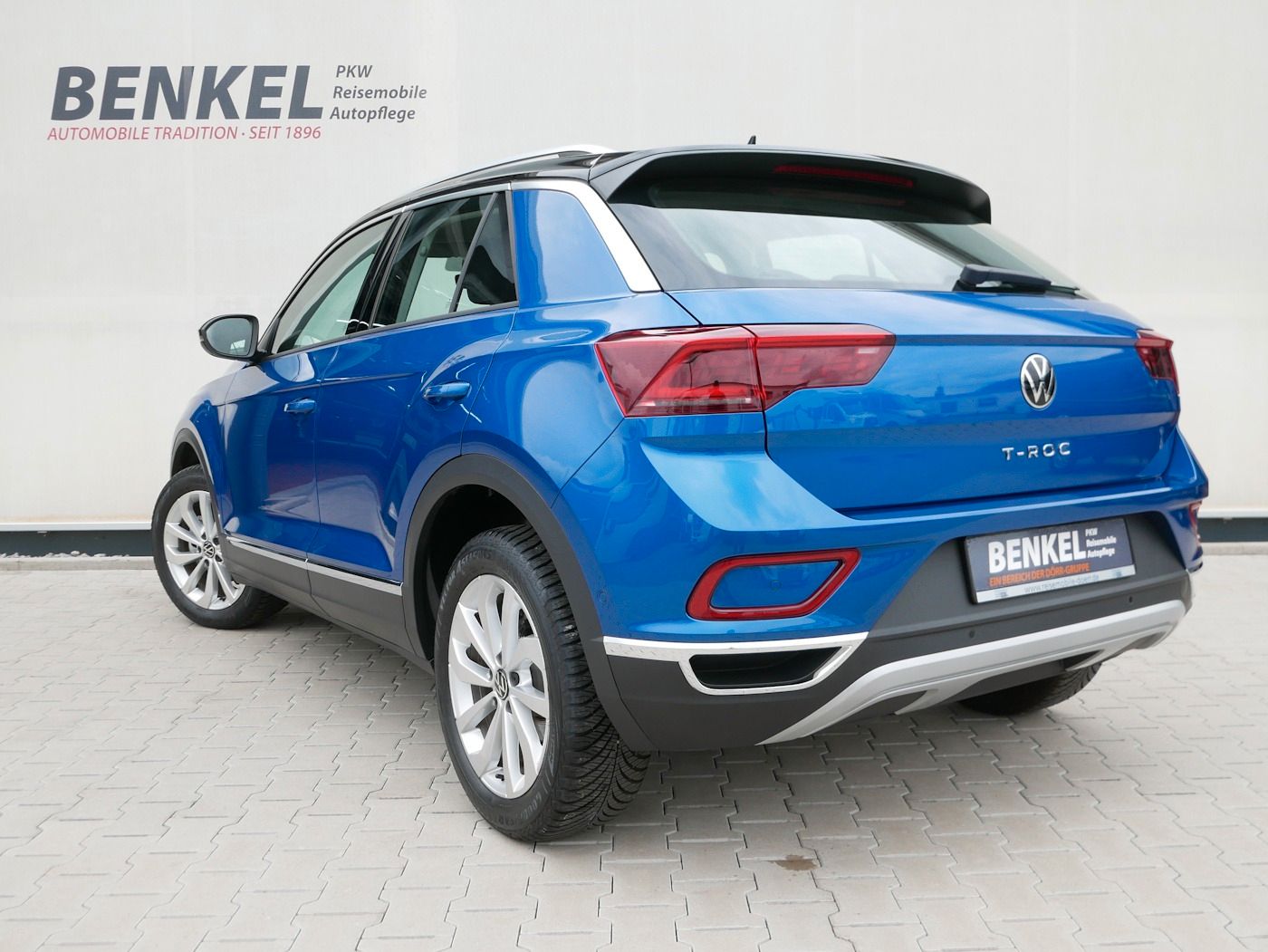 Fahrzeugabbildung Volkswagen T-Roc 1.5 Style NEU43T Standhz MATRIX ACC Kamera