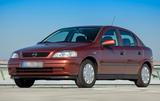 Opel Astra 75 PS. ANHÄNGERKUPPLUNG - gebrauchte Opel Astra aus dem Jahr 1998