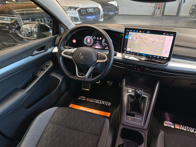 MYAUTOCENTER – Gebraucht- und Jahreswagen mit Werkstattservice in Pfaffenhofen Volkswagen Golf VIII *Keyless*Totwinkel*ACC*PDC*LED*VOLL