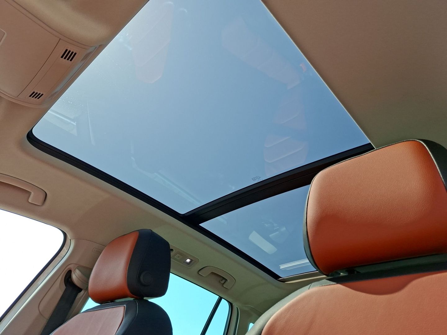 Tiguan 2.0 TSI 4Motion Highline *NAVI*LEDER*PANO