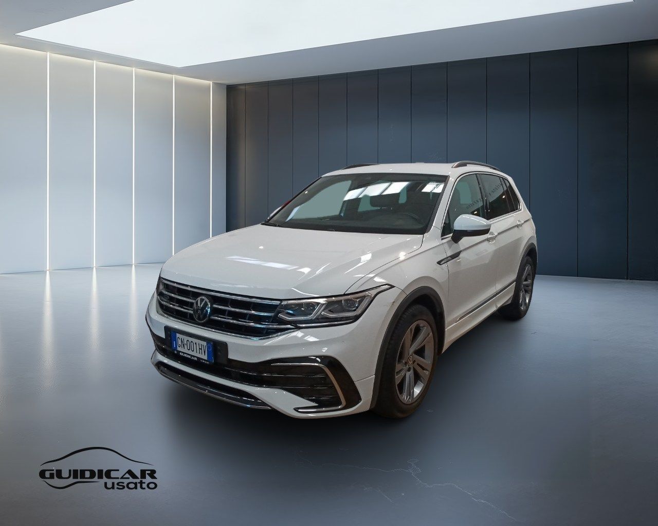 Volkswagen VOLKSWAGEN Tiguan II 2021 - Tiguan 2.0 tdi R-Lin