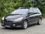 Peugeot 307 Break +KLIMA+Panoramadach+ISOFIX+AHK - Peugeot 307 mit Benzin-Antrieb