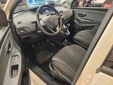 Lancia Ypsilon Silver LPG / BENZIN -NEU TüV - Lancia Ypsilon aus 2016