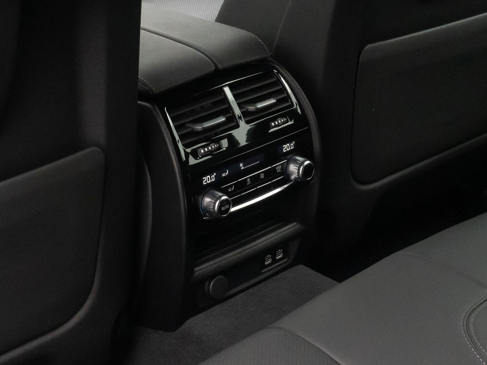 Fahrzeugabbildung BMW 530e xD M Sport H/K DAB HUD Individual 19Zoll