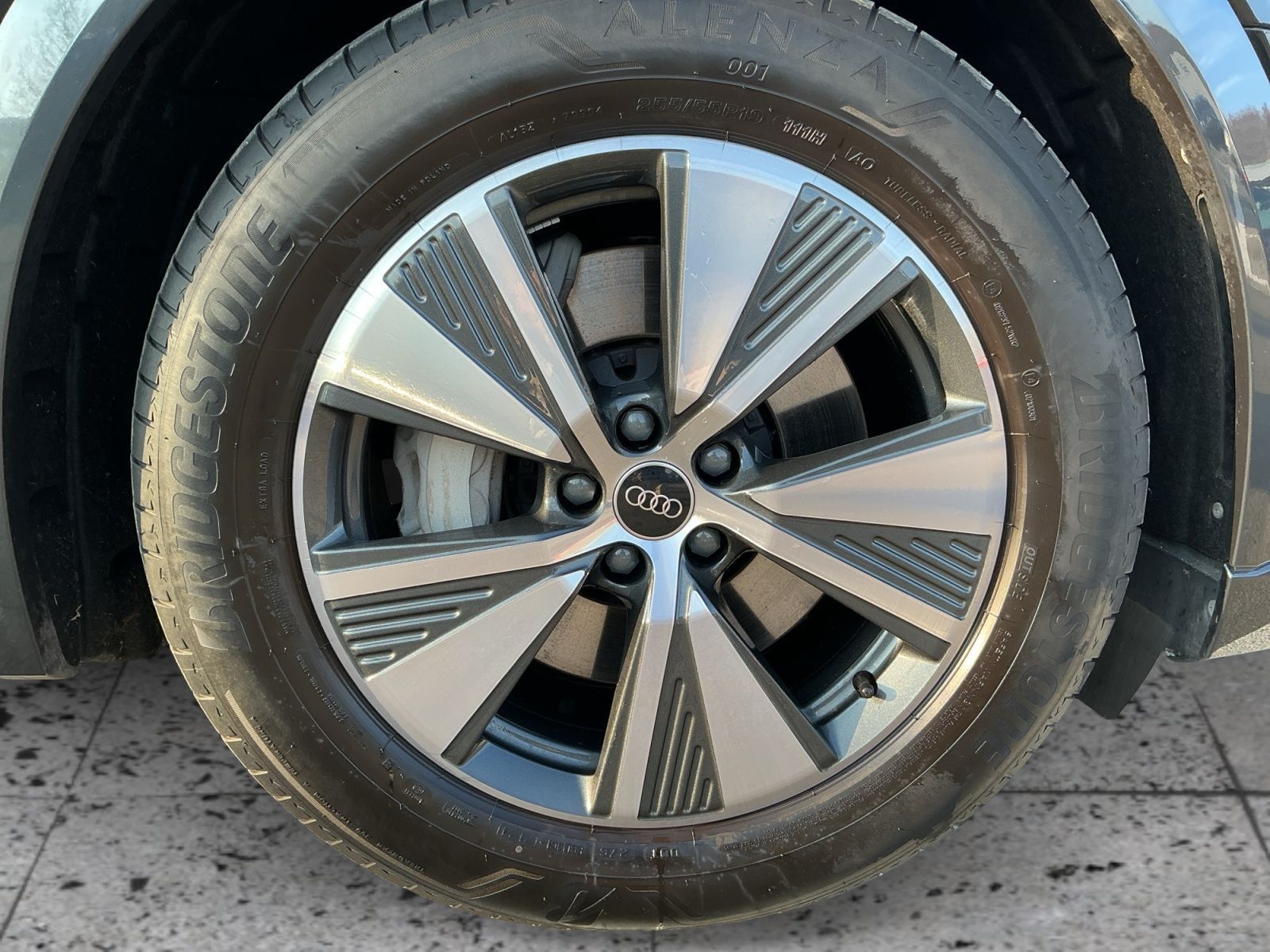 Audi Q8 e-tron - Bild 8