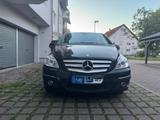 Mercedes-Benz B 200 - Tüv/Automatik/Elektr. Sitze/Tempomat/PDC