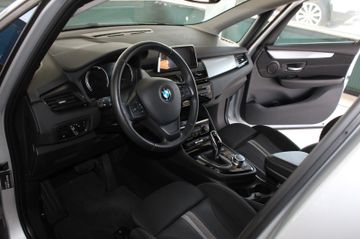 BMW 218 Active Tourer - 8