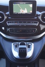 Mercedes V 250 - 12