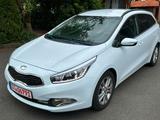 Kia cee'd SW 1,6 - Automatik - Allwetter - R-Kamera - Kia cee'd Sportswagon aus 2013