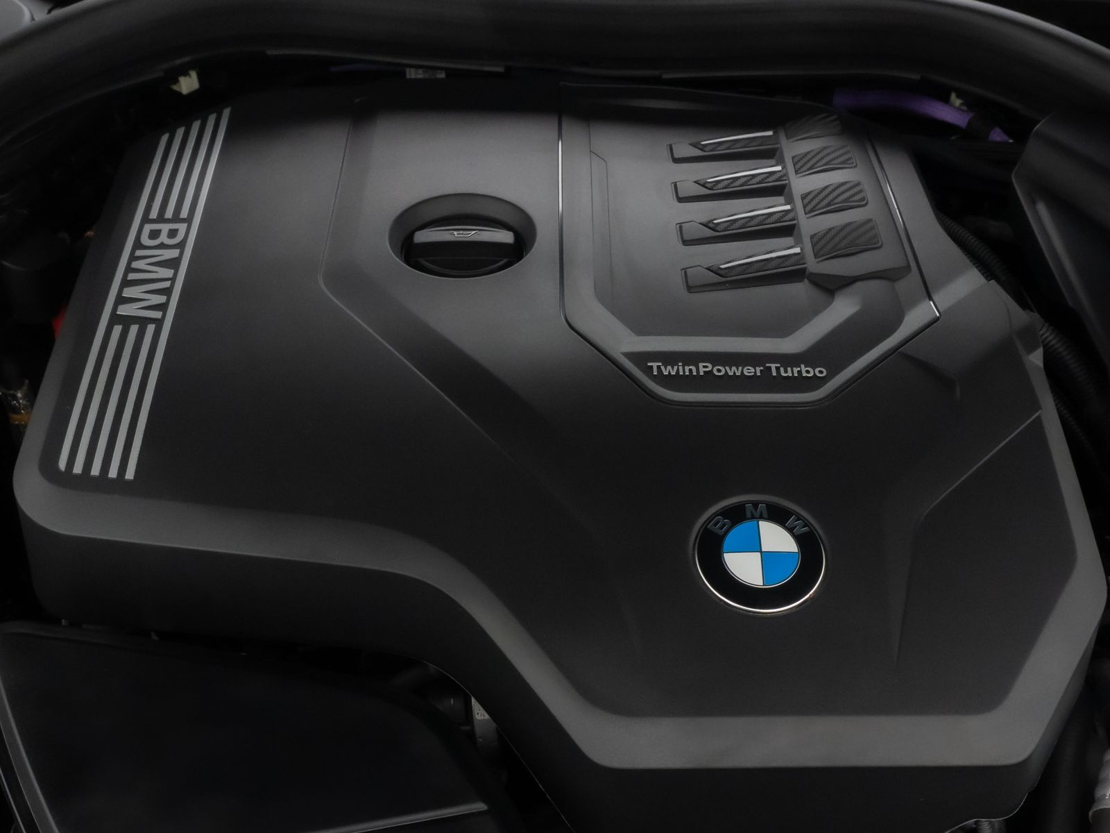 Fahrzeugabbildung BMW 530i xD Luxury Line 4xKlima AHK Kamera DAB Alarm