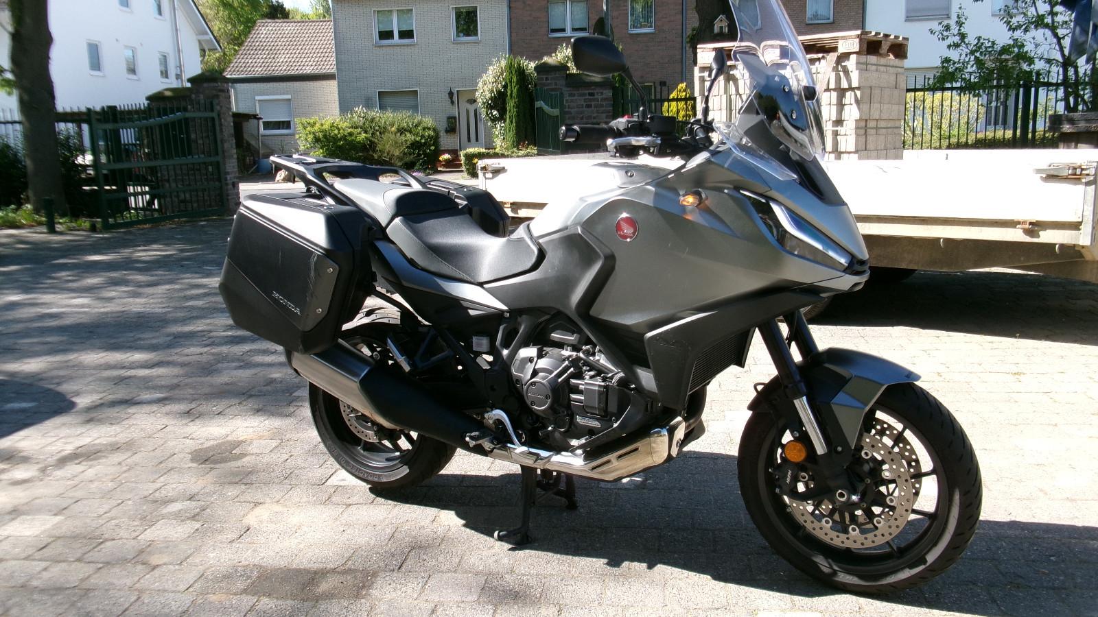 Honda NT 1100 DCT