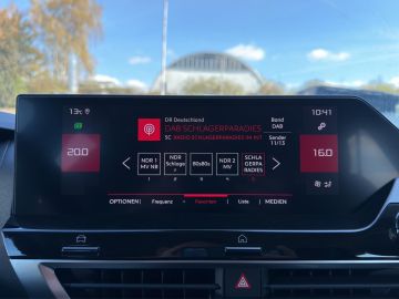 Citroën C4 Feel PT130 EAT8 °LED°Navi°RFK°SHZ°Tempomat°
