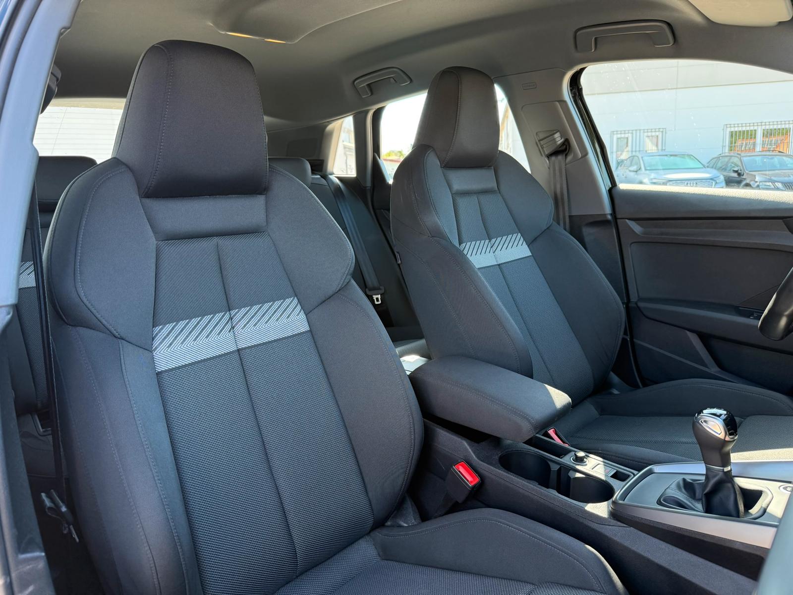 Audi A3 Spb. S line 30 TDI KAM KLIMA SHZ SMARTPHONE, миниатюра 17