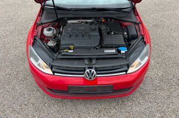 Volkswagen Golf - 10