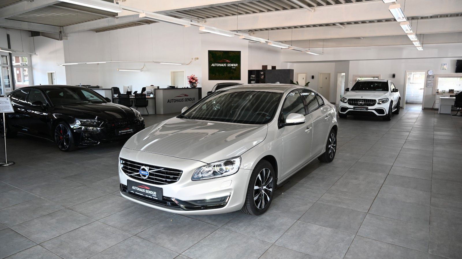 S60 Lim. Linje Svart *KAMERA*LEDER*AUTOMATIK
