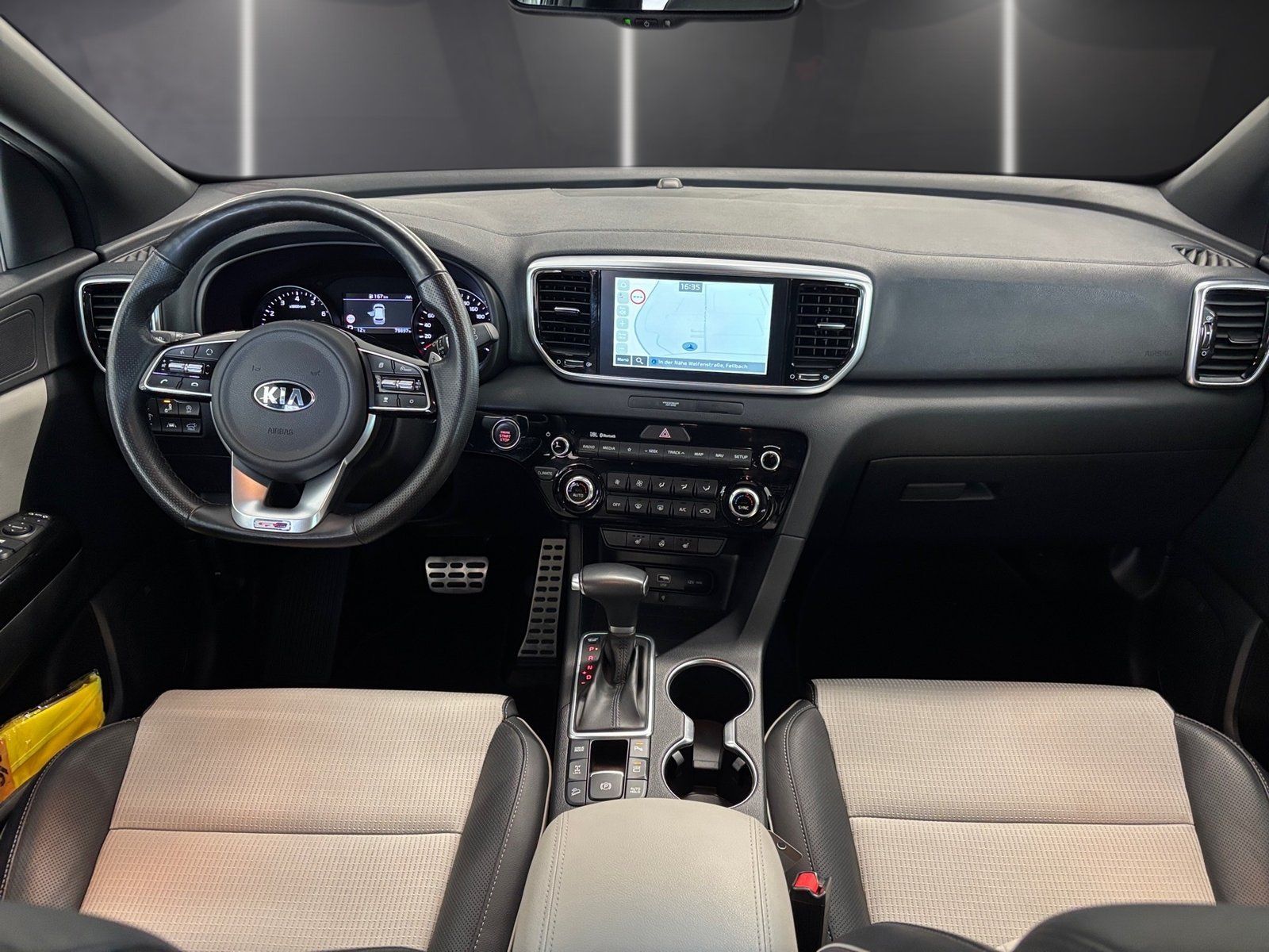 Fahrzeugabbildung Kia Sportage 1.6 T-GDI 4WD GT-Line *Technik*AHK*
