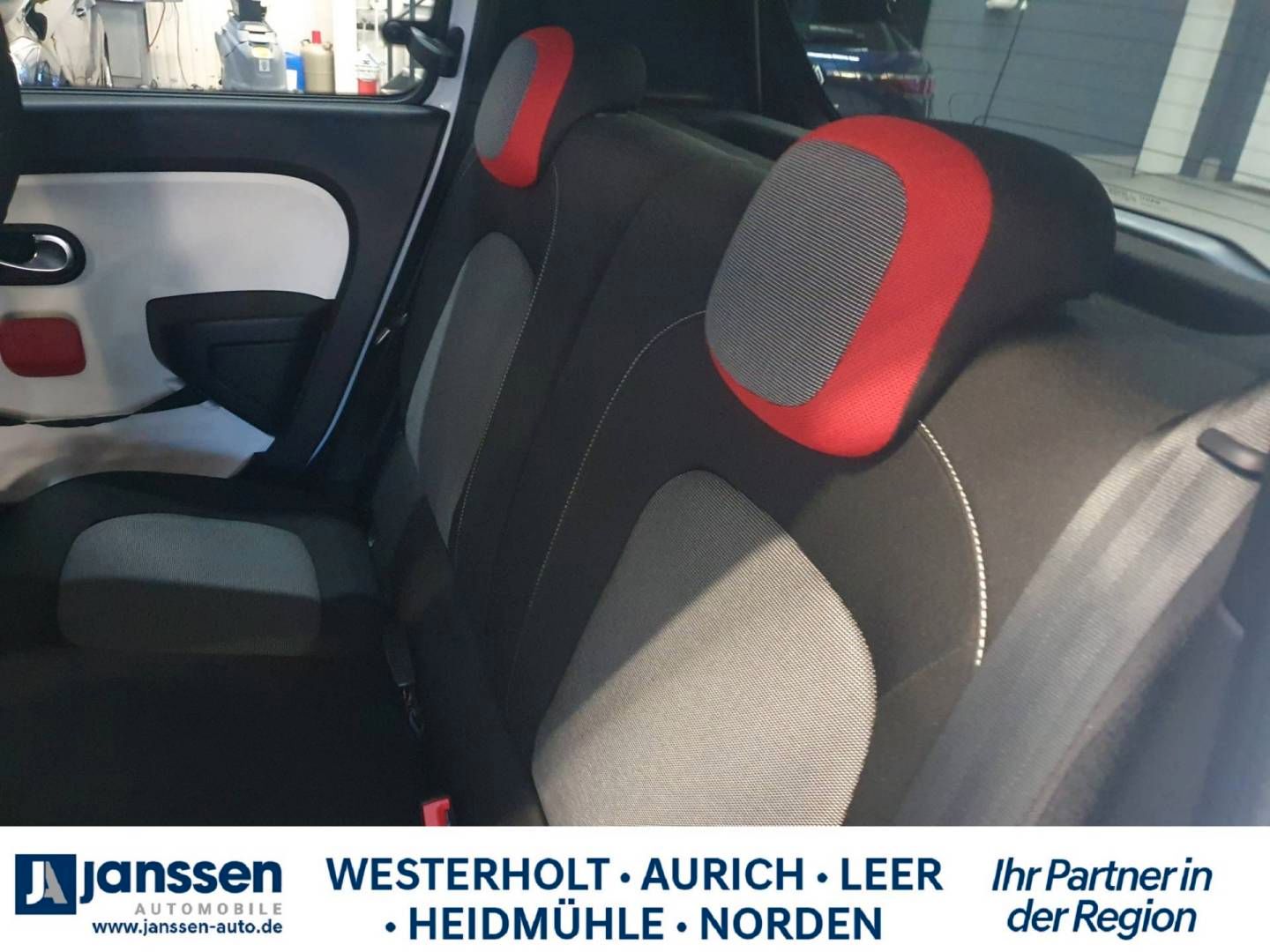 Fahrzeugabbildung Renault TWINGO CHIC