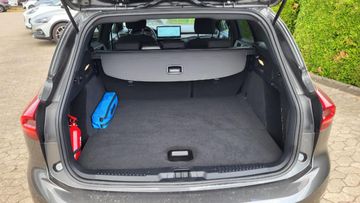 Fahrzeugabbildung Ford Focus Turnier ST-Line