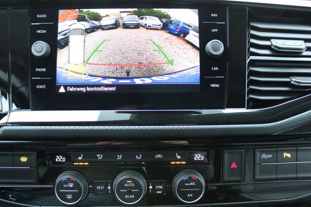 Volkswagen T6.1 Multivan Generation SIX 150PS DSG AHK ACC