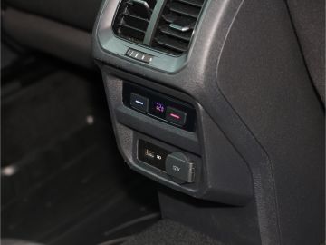 Volkswagen Tiguan Comfortline 1.5 TSI DSG AHK ACC Navi App