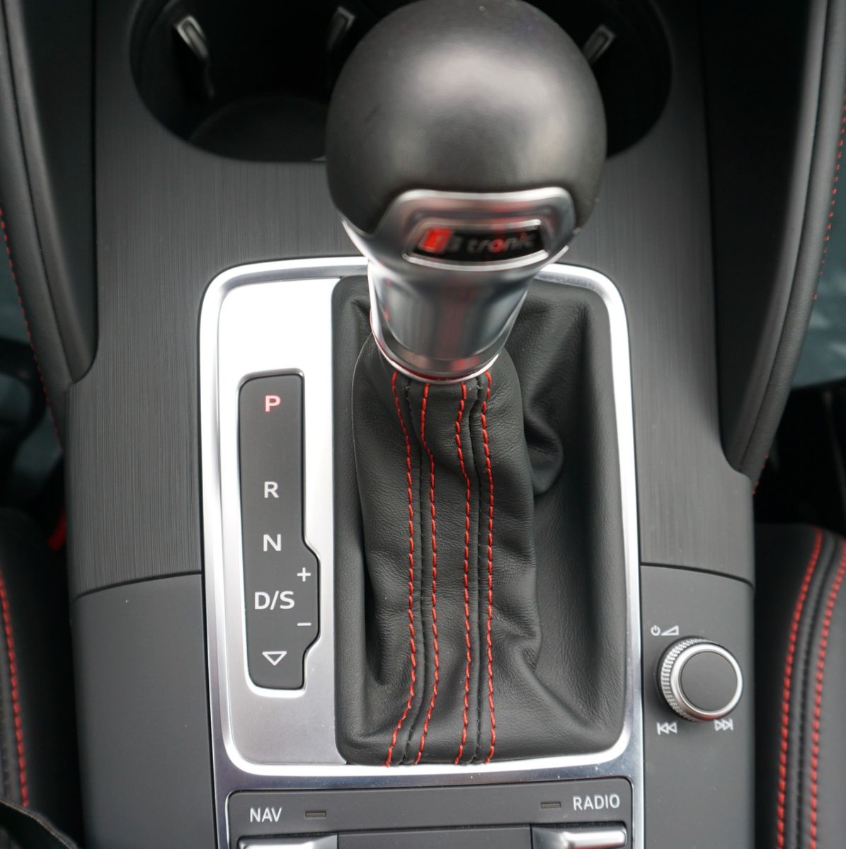 Fahrzeugabbildung Audi S3 Sportback 2.0 TFSI quattro, Leder, Navi, B&O