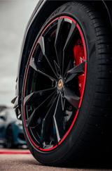 Lamborghini Urus S*Akrapovic*Pano*B&O*23*1.Hand - Lamborghini Gebrauchtwagen von 2024