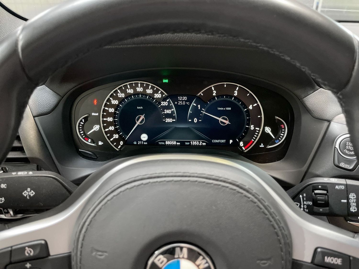 Fahrzeugabbildung BMW X3 xDrive 20d LuxuryLine#Virtual#Pano#Leder#Head
