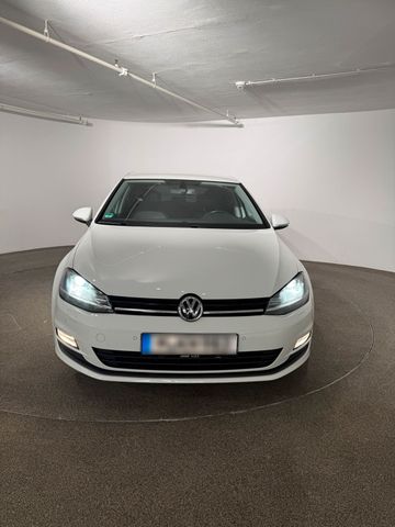 VW Golf