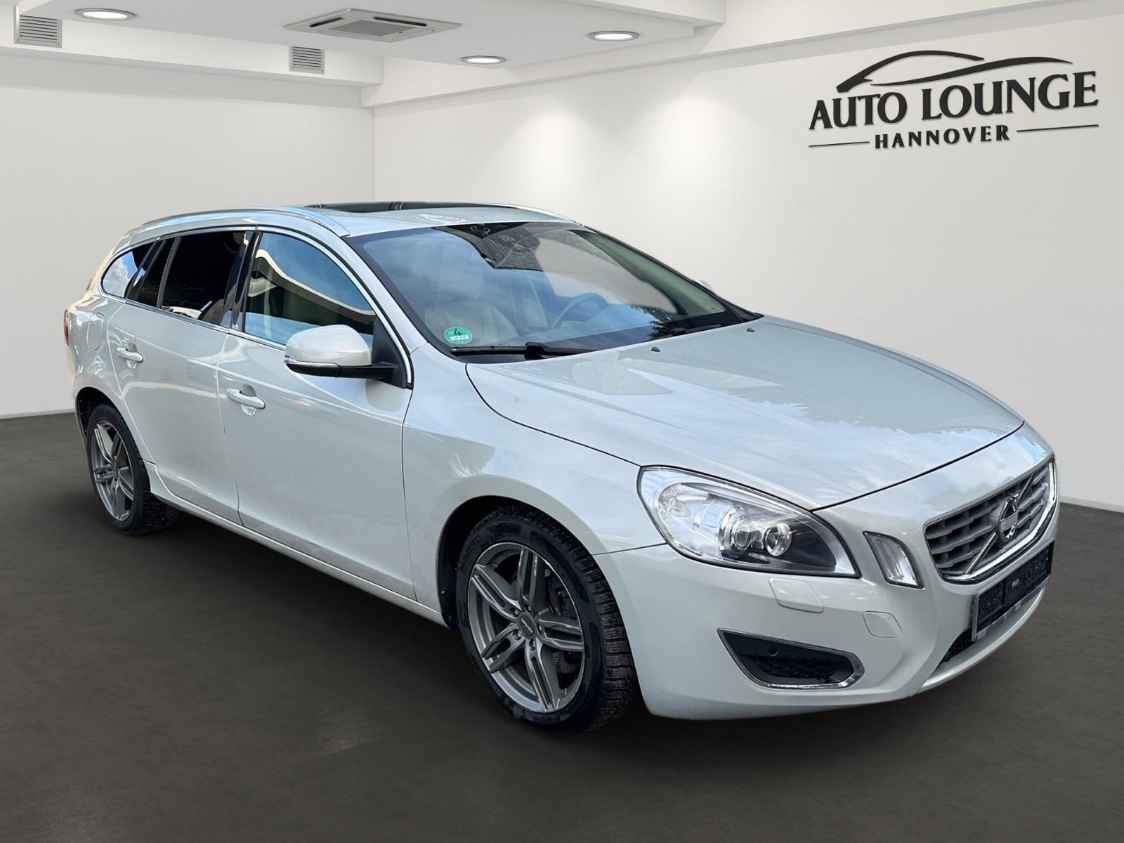 Volvo V60 D5 AWD Summum | Xenium | Navi | Xenon |