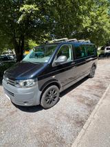 Volkswagen T5 Caravelle - VW 8-Sitzer