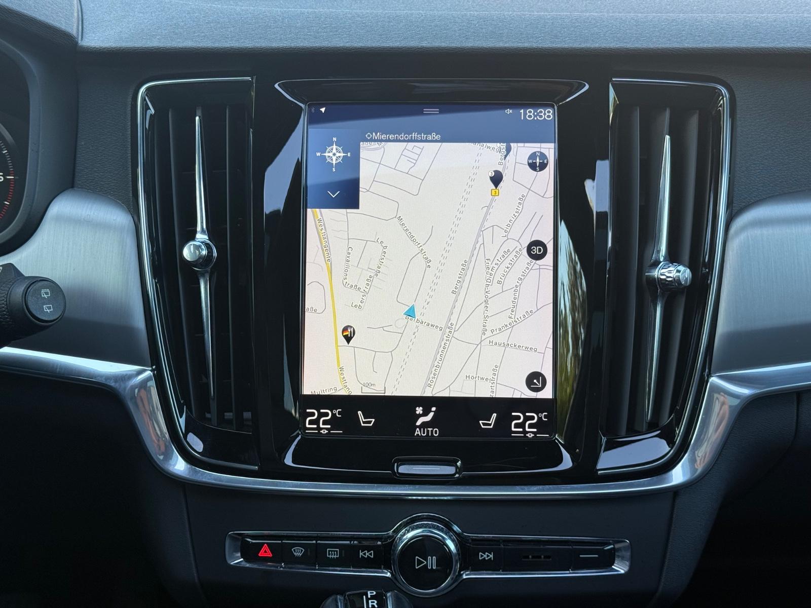 VOLVO V90 235 ch 4X4 BVA - HAYON ÉLECTRIQUE - PACK SPORT - TOIT OUVRANT