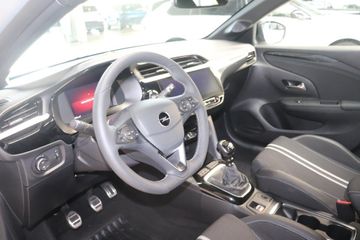 Fotografie 8 des Opel Corsa 1.2 Direct Injection Turbo GS
