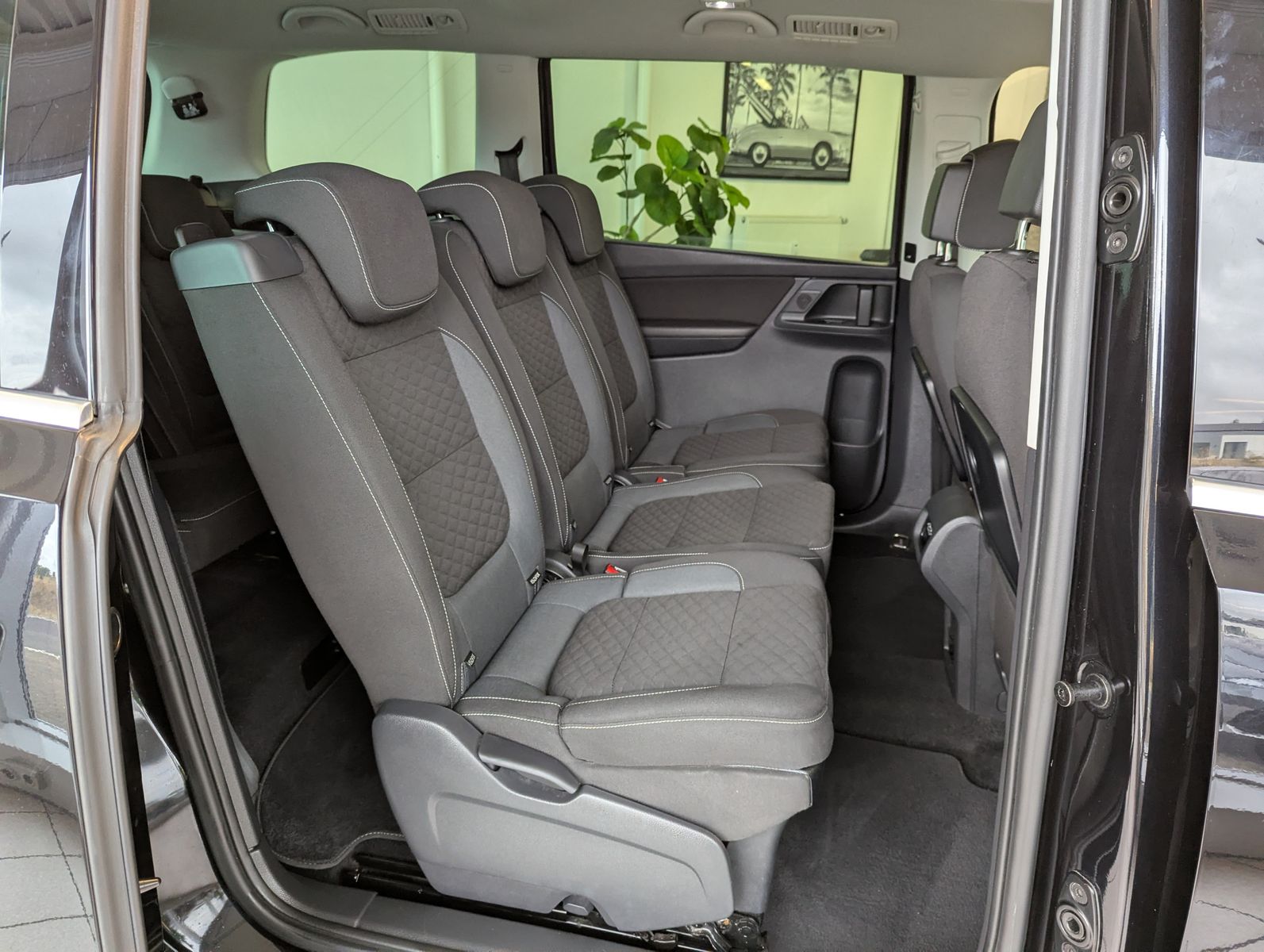 Fahrzeugabbildung Volkswagen Sharan 2.0 TDI DSG Join Pano StHz. 7-Sitze AHK