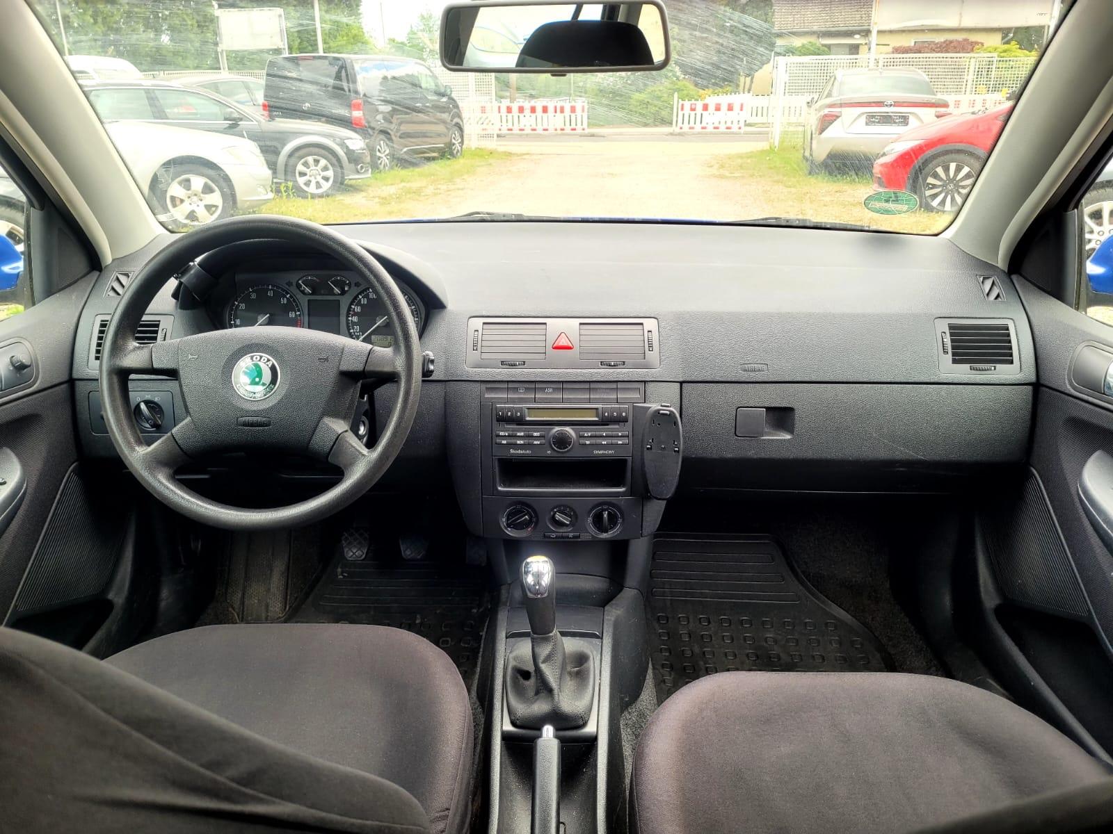 Skoda Fabia 2004 — photo 7