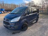 Ford Tourneo Custom/2,2/8Sitzer - Ford Tourneo aus 2015