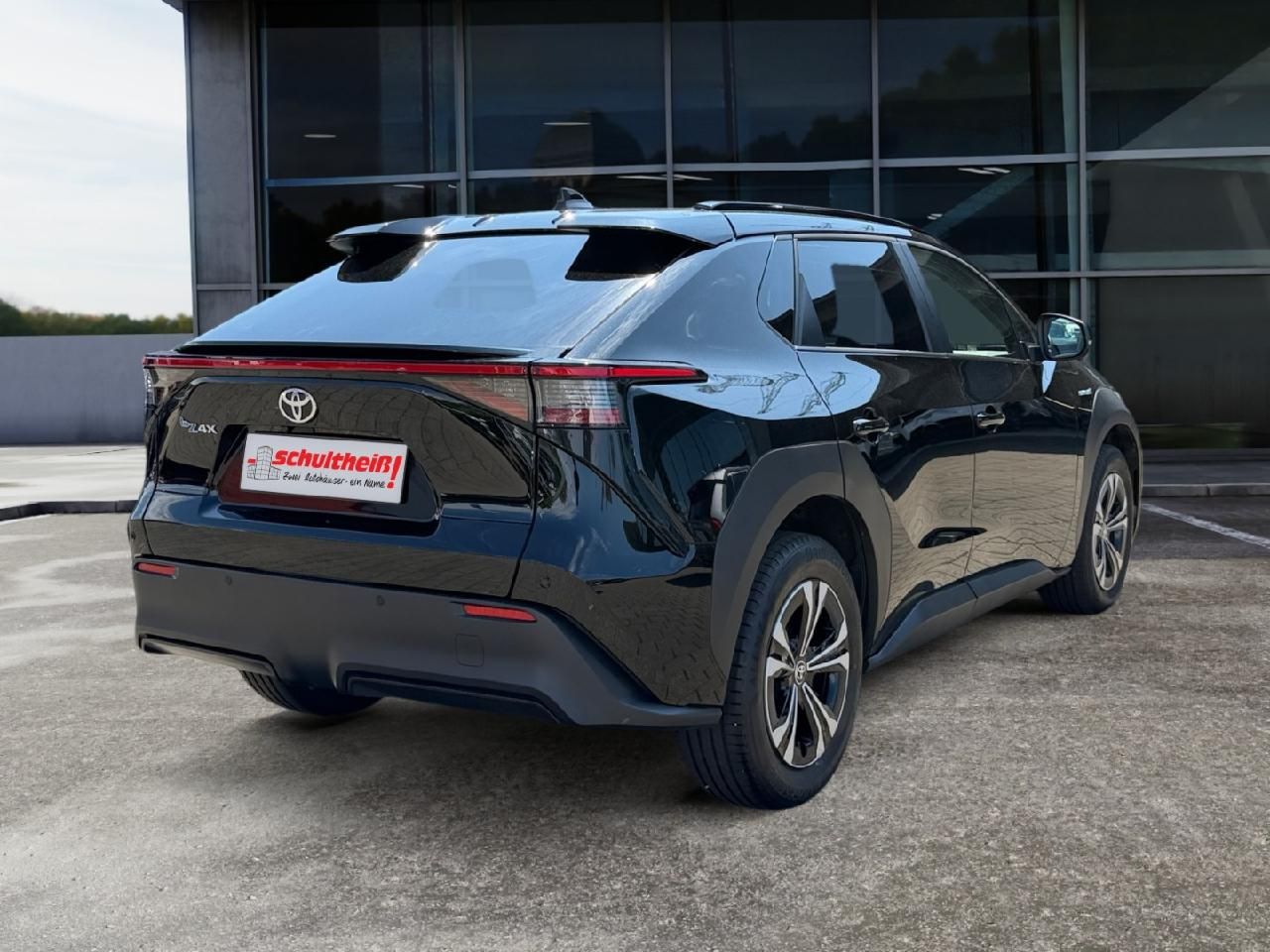 Fahrzeugabbildung Toyota bZ4X FWD