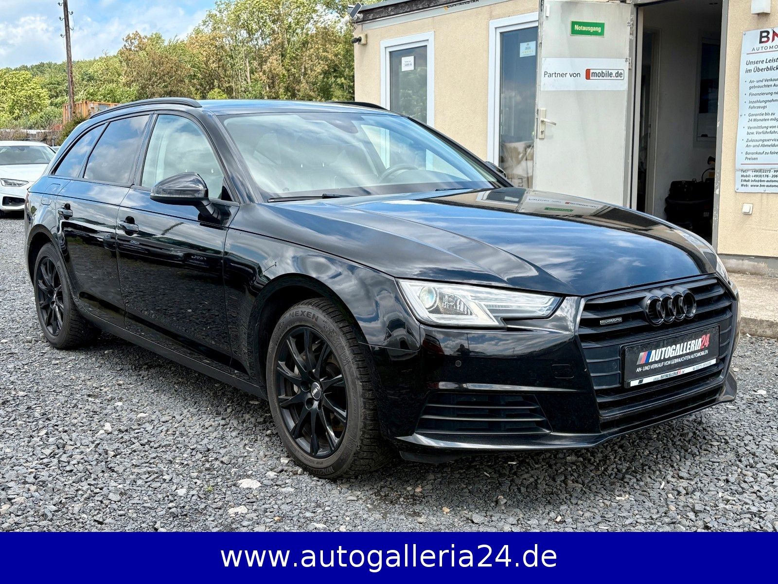 Fahrzeugabbildung Audi A4 2.0 TDI quattro Aut Navi Leder Xenon AHK SPOR