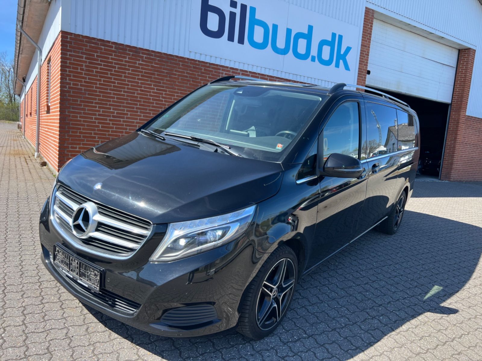 MERCEDES-BENZ V 250 d AVANTGARDE extralang 7 SEATS