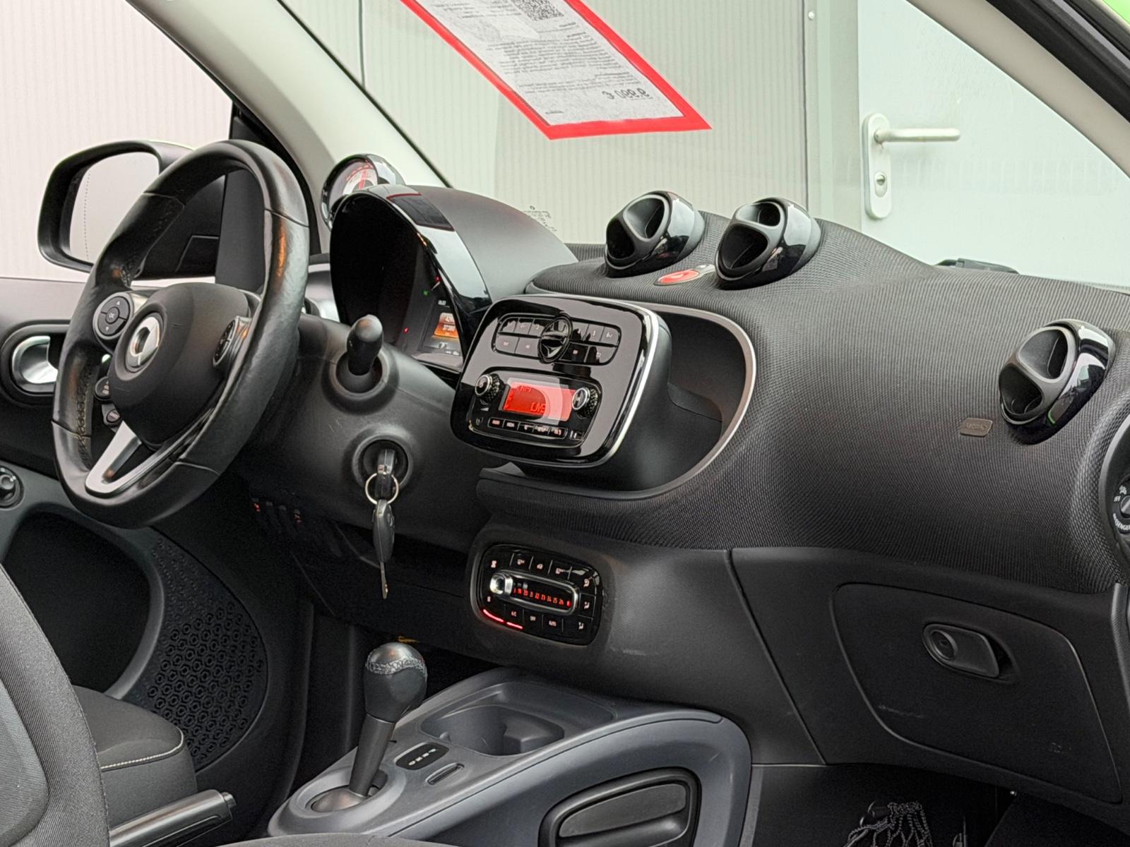 Smart ForTwo EQ Klimaaut. Lenkhzg. SHZ PDC Akku 95%