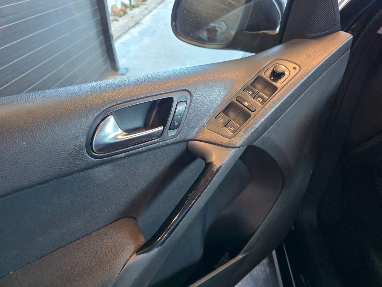 Volkswagen Tiguan 2009 — photo 10