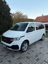 Volkswagen VW T6 T6.1 Transporter - Volkswagen T5: V6